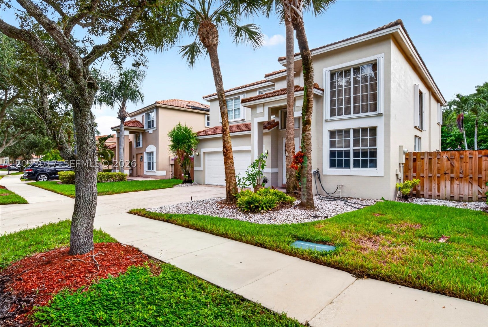 16424 Sapphire Pl