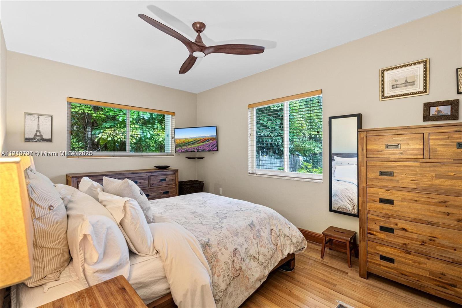 SILVER BLUFF BUSINESS CEN - Residential Lease