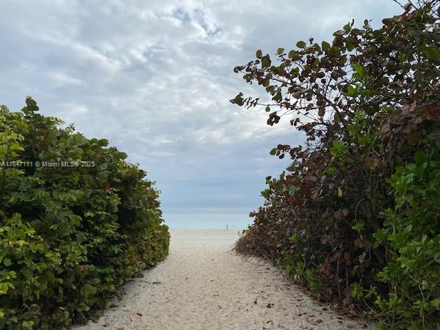 FOUR WINDS CONDO - Residential Lease