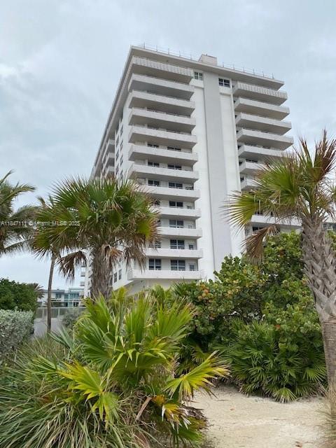 FOUR WINDS CONDO - Residential Lease