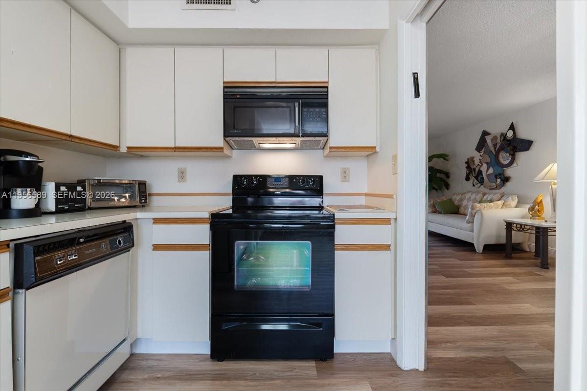 PROMENADE AT BOCA POINTE - Residential