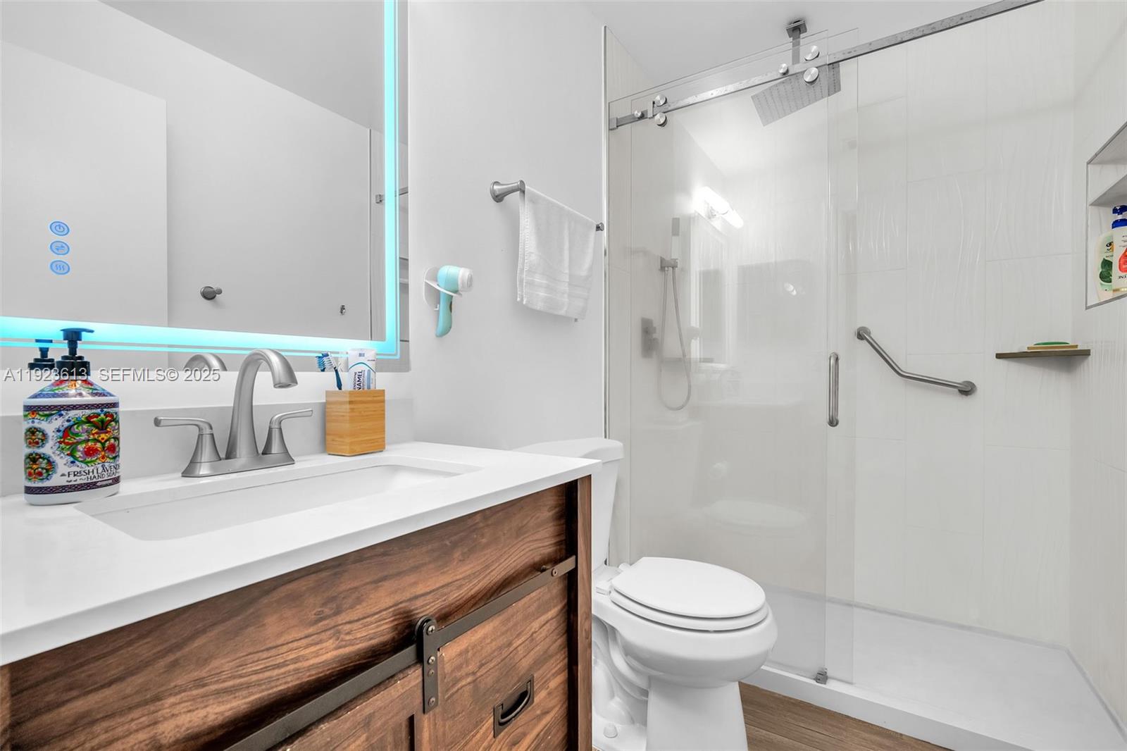 EAGLES NEST TOWNHOMES CON - Residential