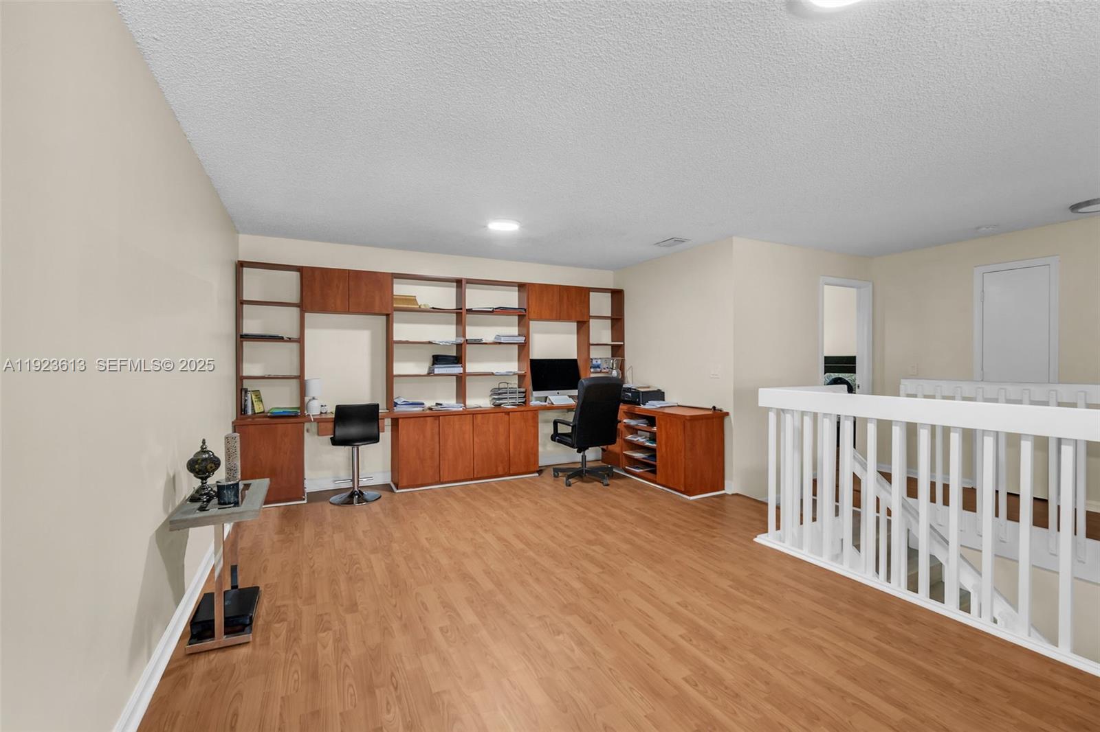 EAGLES NEST TOWNHOMES CON - Residential