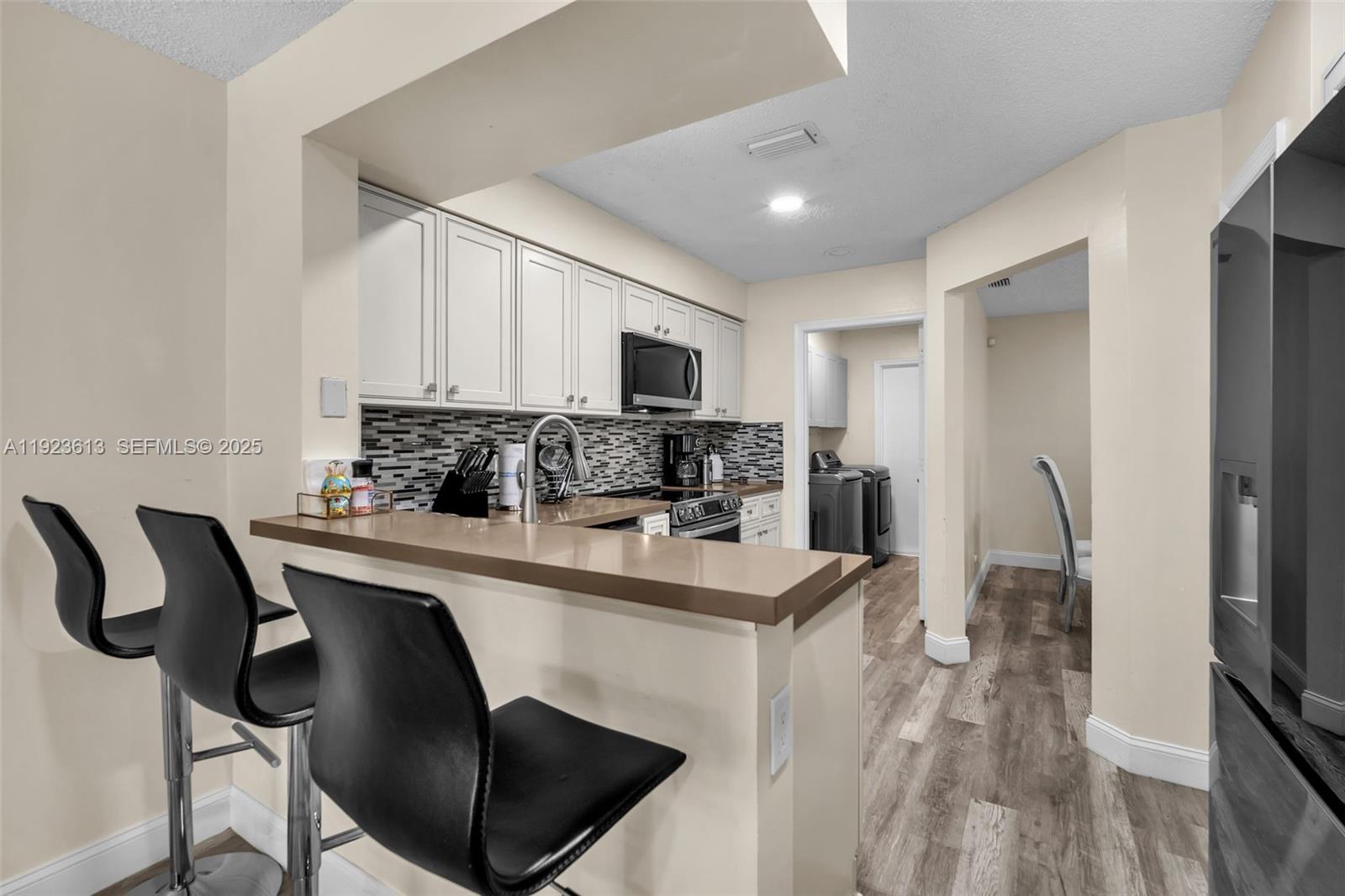 EAGLES NEST TOWNHOMES CON - Residential