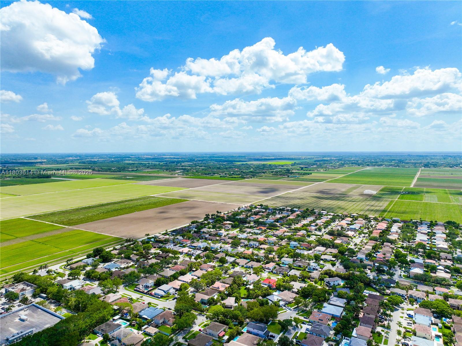 OAK CREEK - Residential
