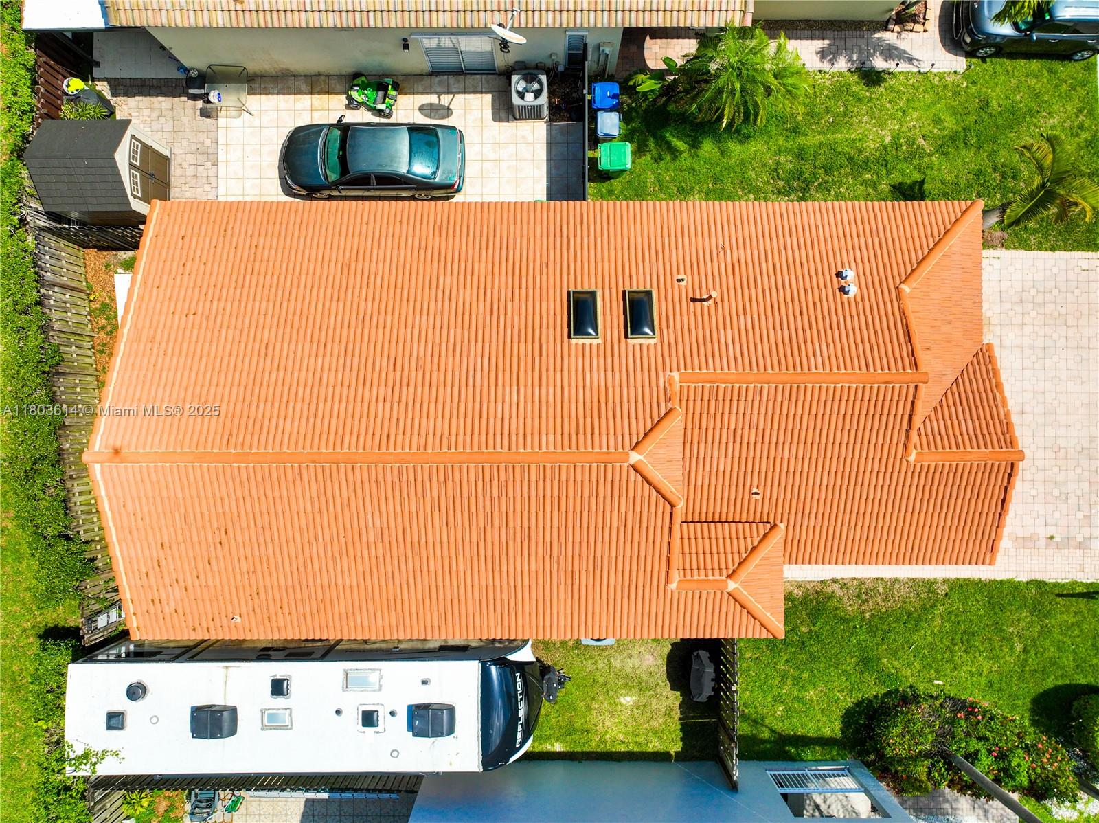 OAK CREEK - Residential