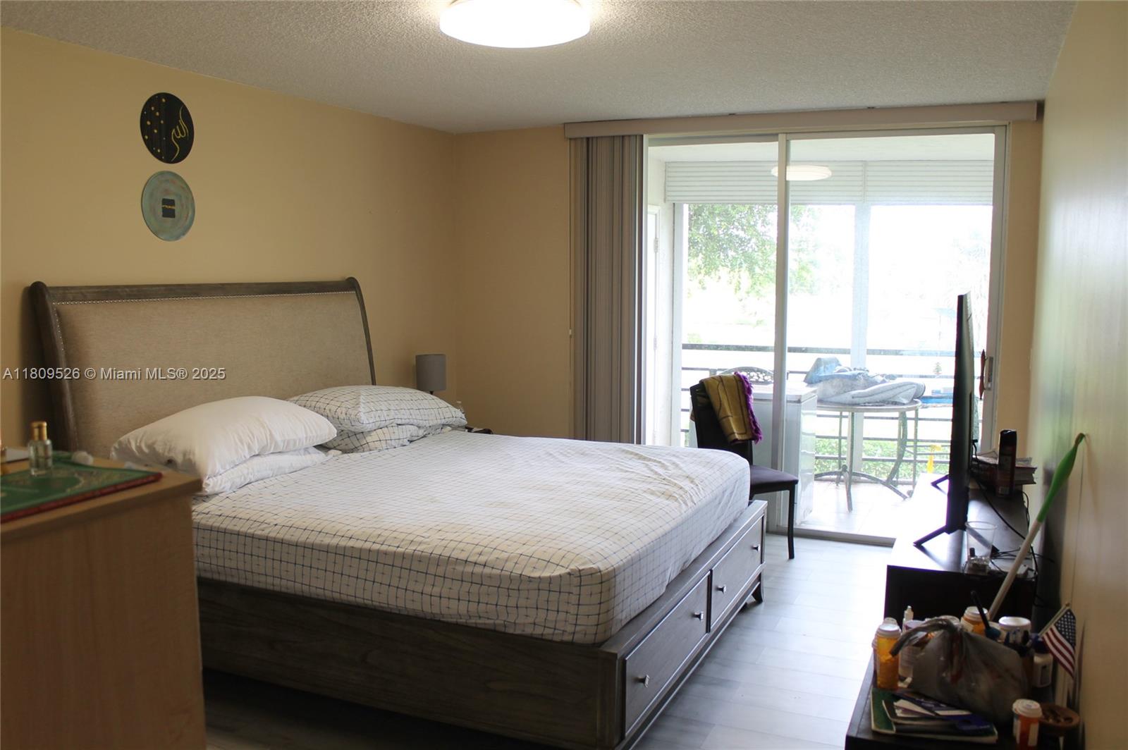 BARWOOD CONDO - Residential