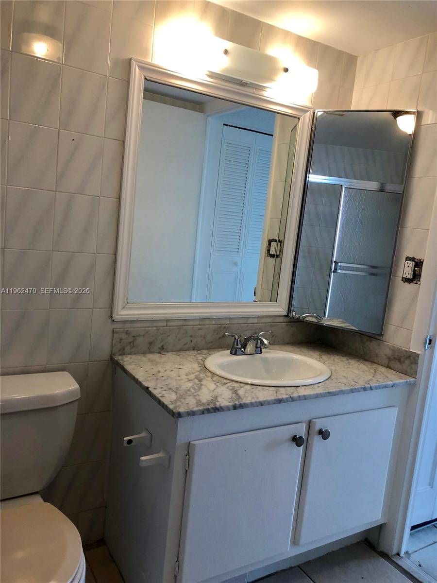 WILSHIRE CONDO - Residential