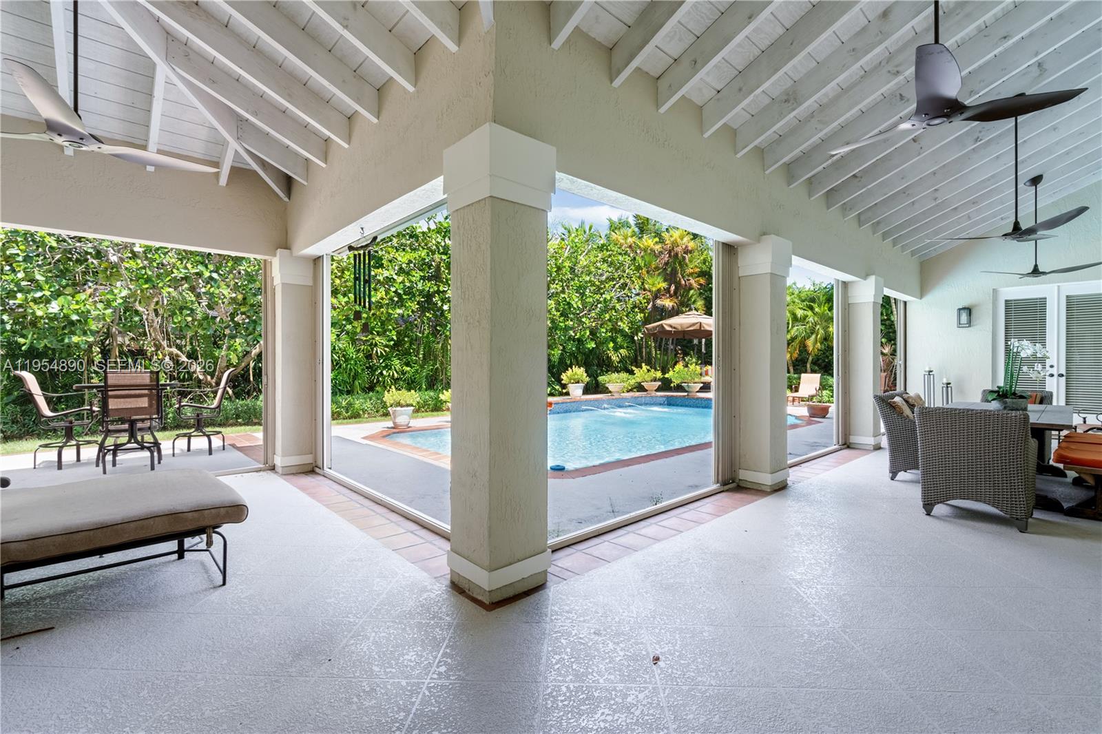 PINE NEEDLE MANORS 1ST AD - Residential