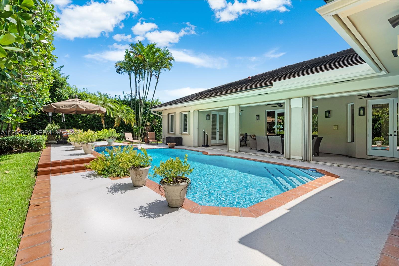 PINE NEEDLE MANORS 1ST AD - Residential