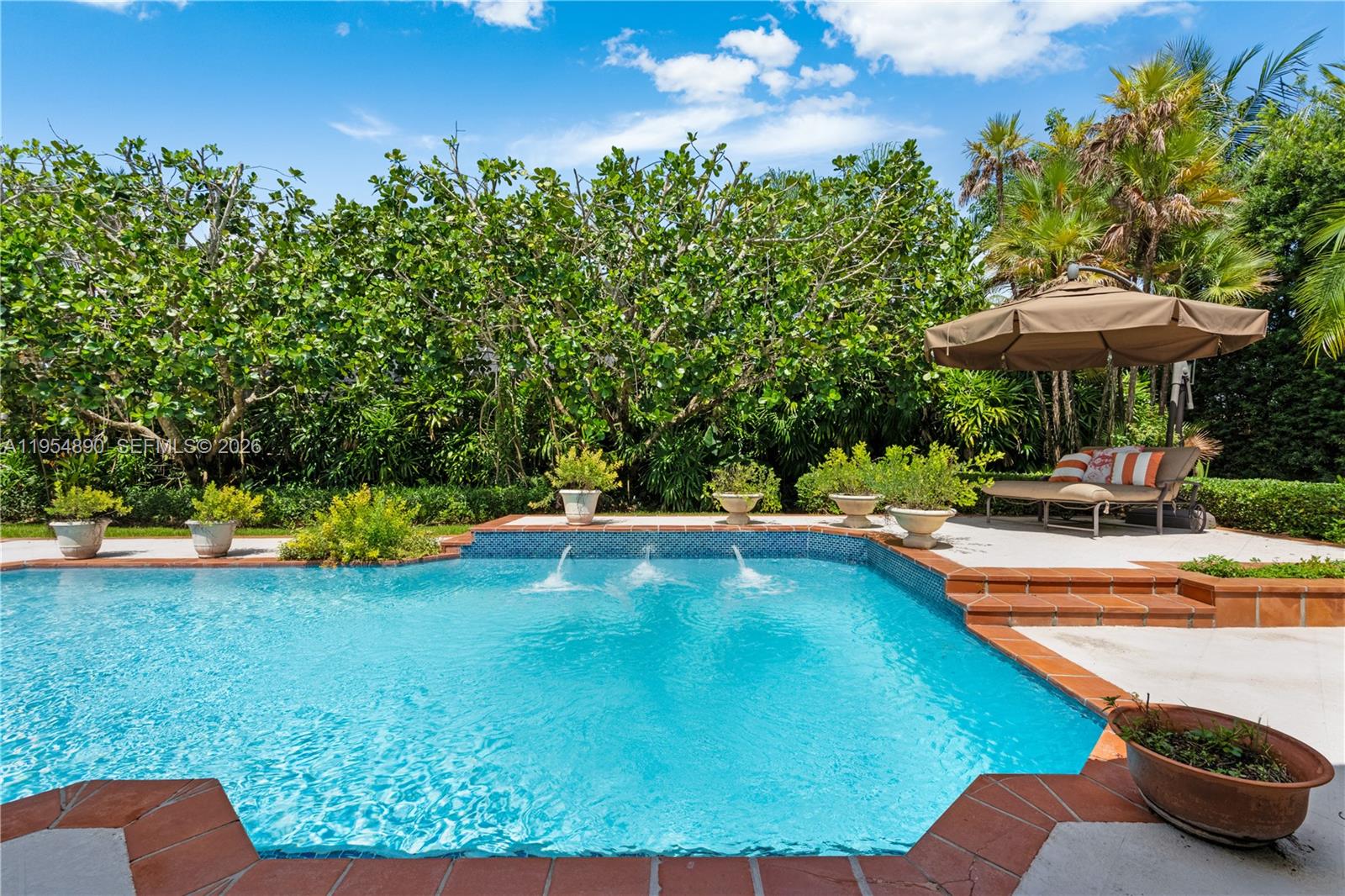 PINE NEEDLE MANORS 1ST AD - Residential