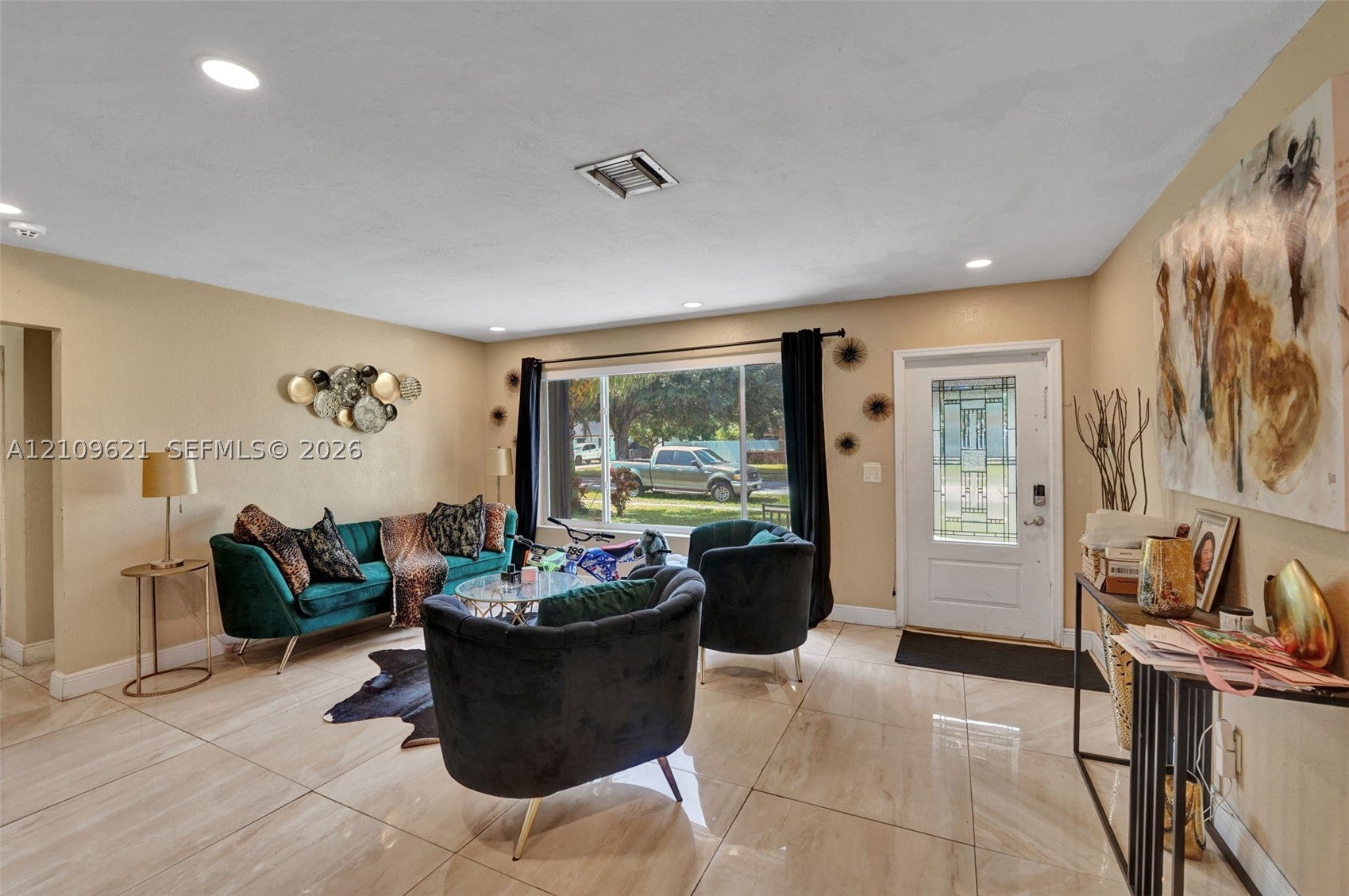 231 SW 64th Way