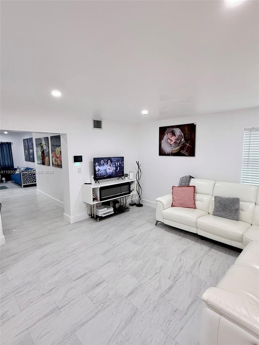 J L WADDY SUB - Residential