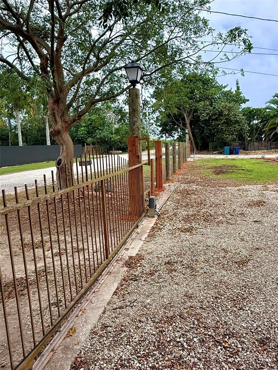 J L WADDY SUB - Residential