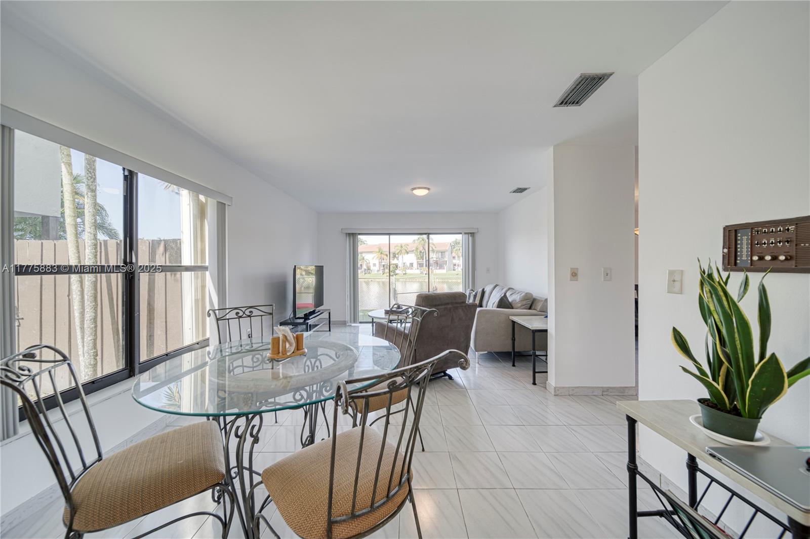 ARBORGATE PATIO HOMES - Residential Lease