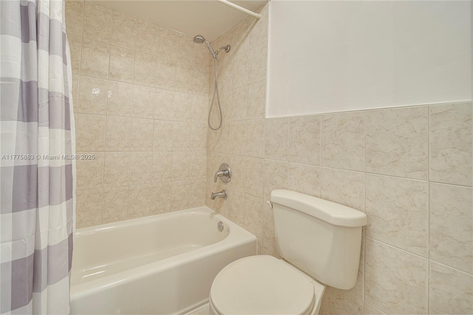 ARBORGATE PATIO HOMES - Residential Lease