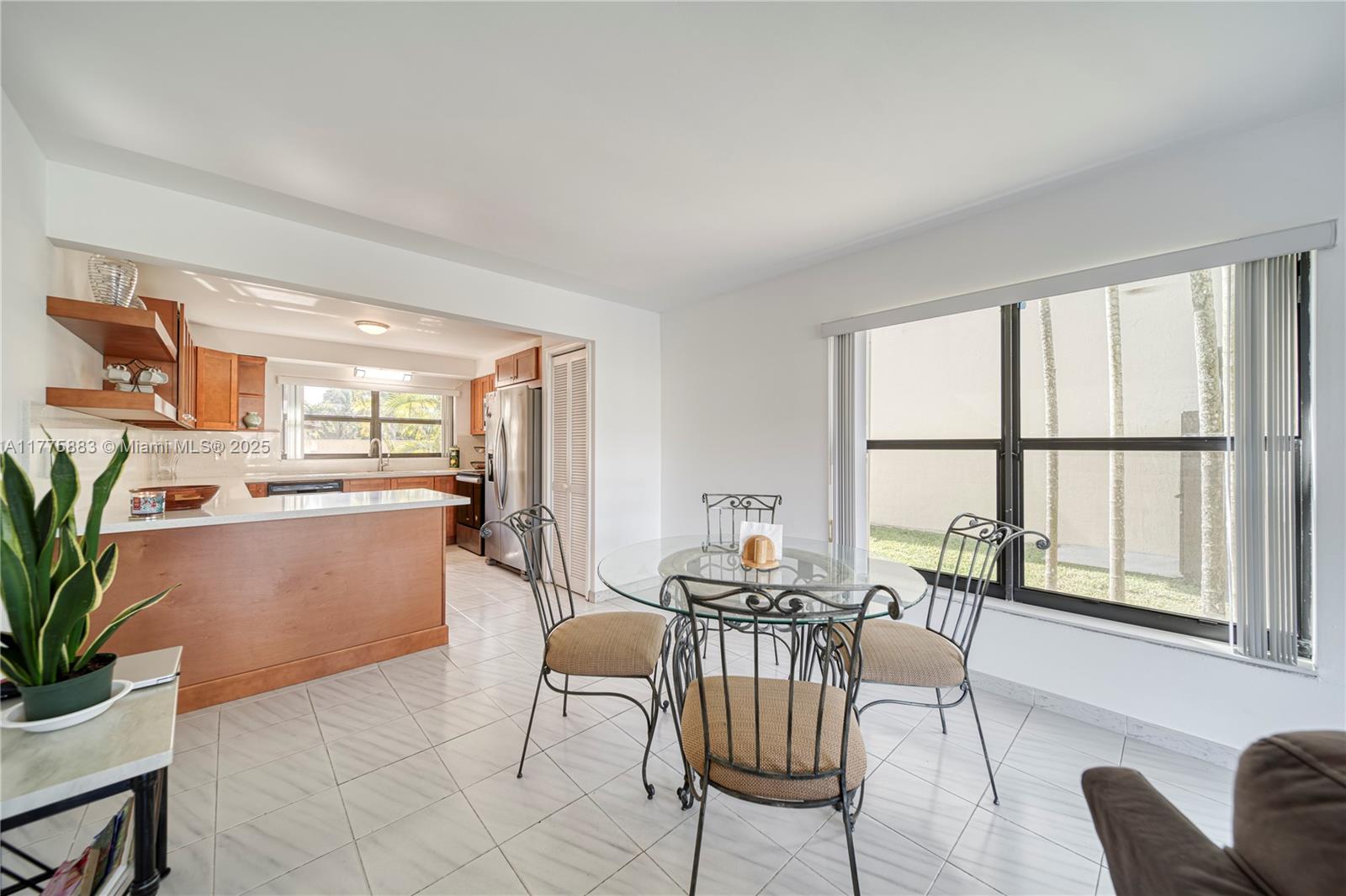 ARBORGATE PATIO HOMES - Residential Lease