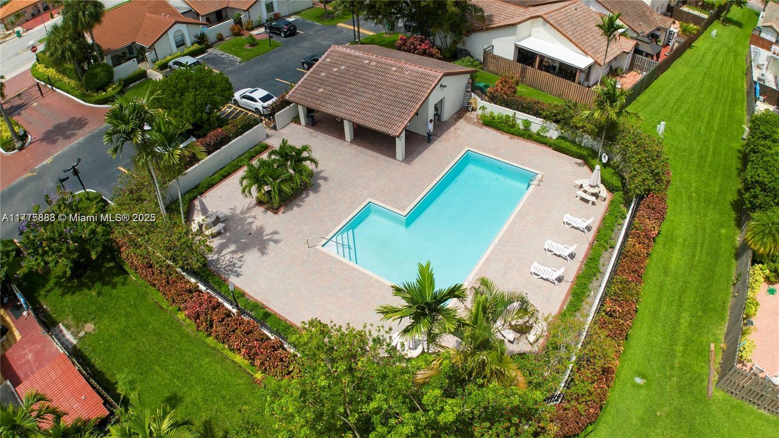 ARBORGATE PATIO HOMES - Residential Lease