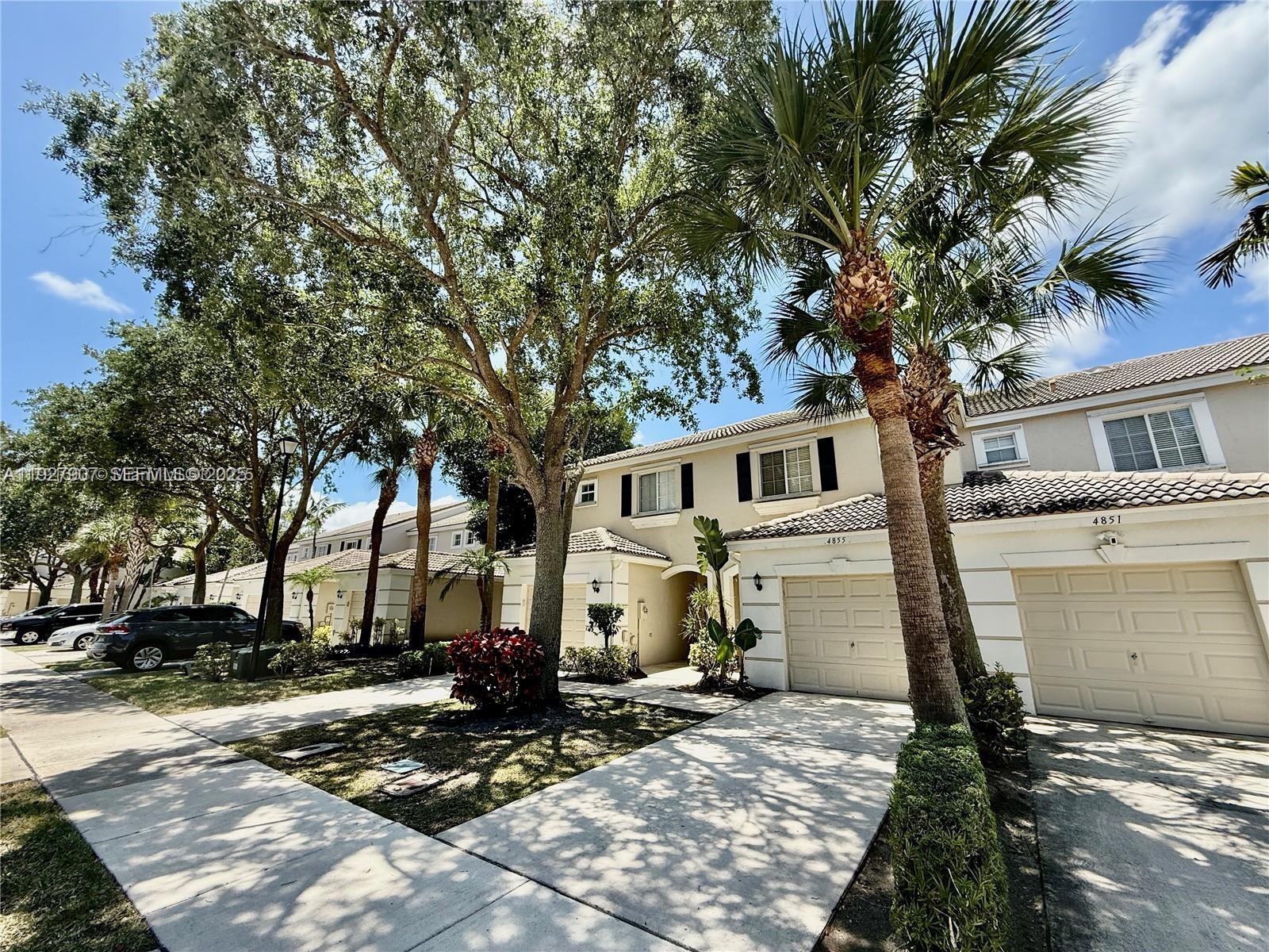 PALMBROOKE TOWNHOMES - Residential Lease