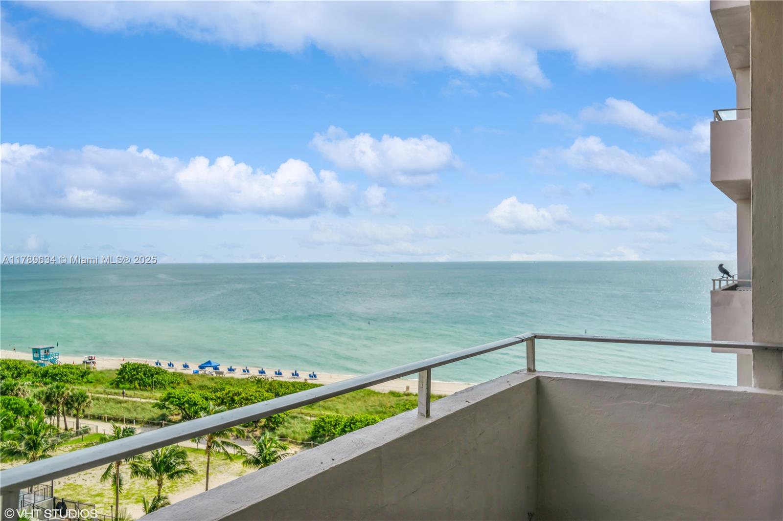 9225 Collins Ave 907