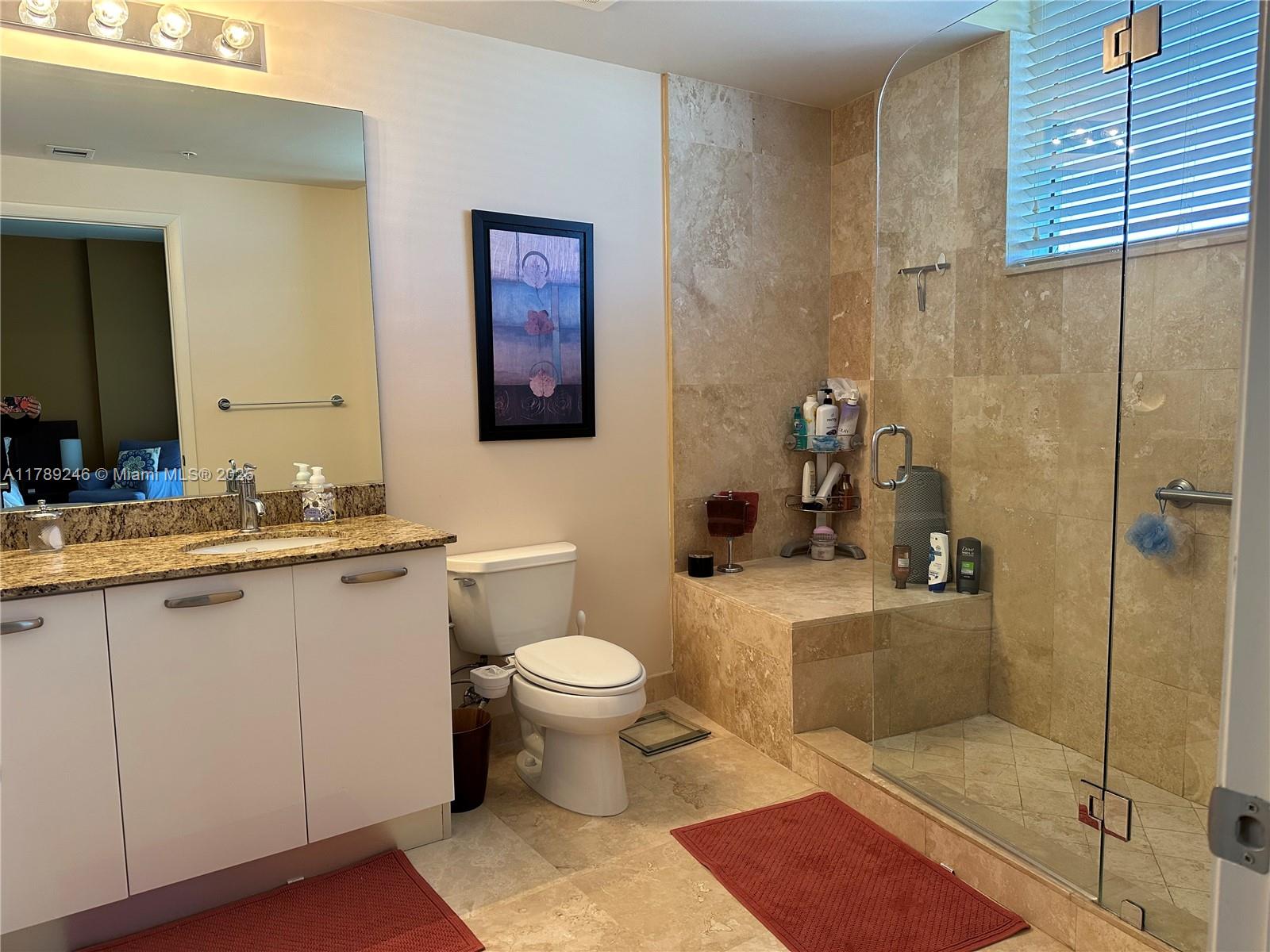 LUNA OCEAN RESIDENCES CON - Residential