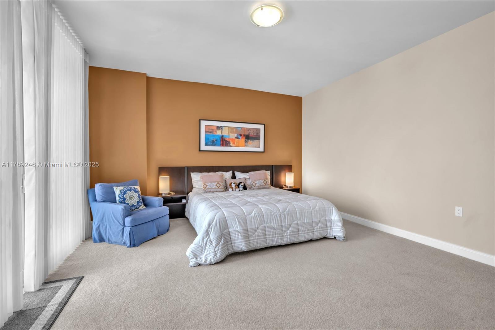 LUNA OCEAN RESIDENCES CON - Residential