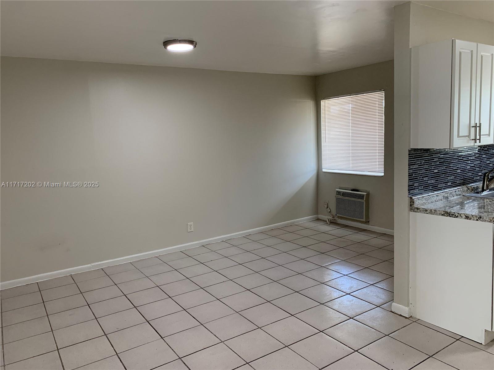 Rental Property at 2150 Madison St 32, Hollywood, Broward County, Florida - Bedrooms: 1 
Bathrooms: 1  - $1,475 MO.