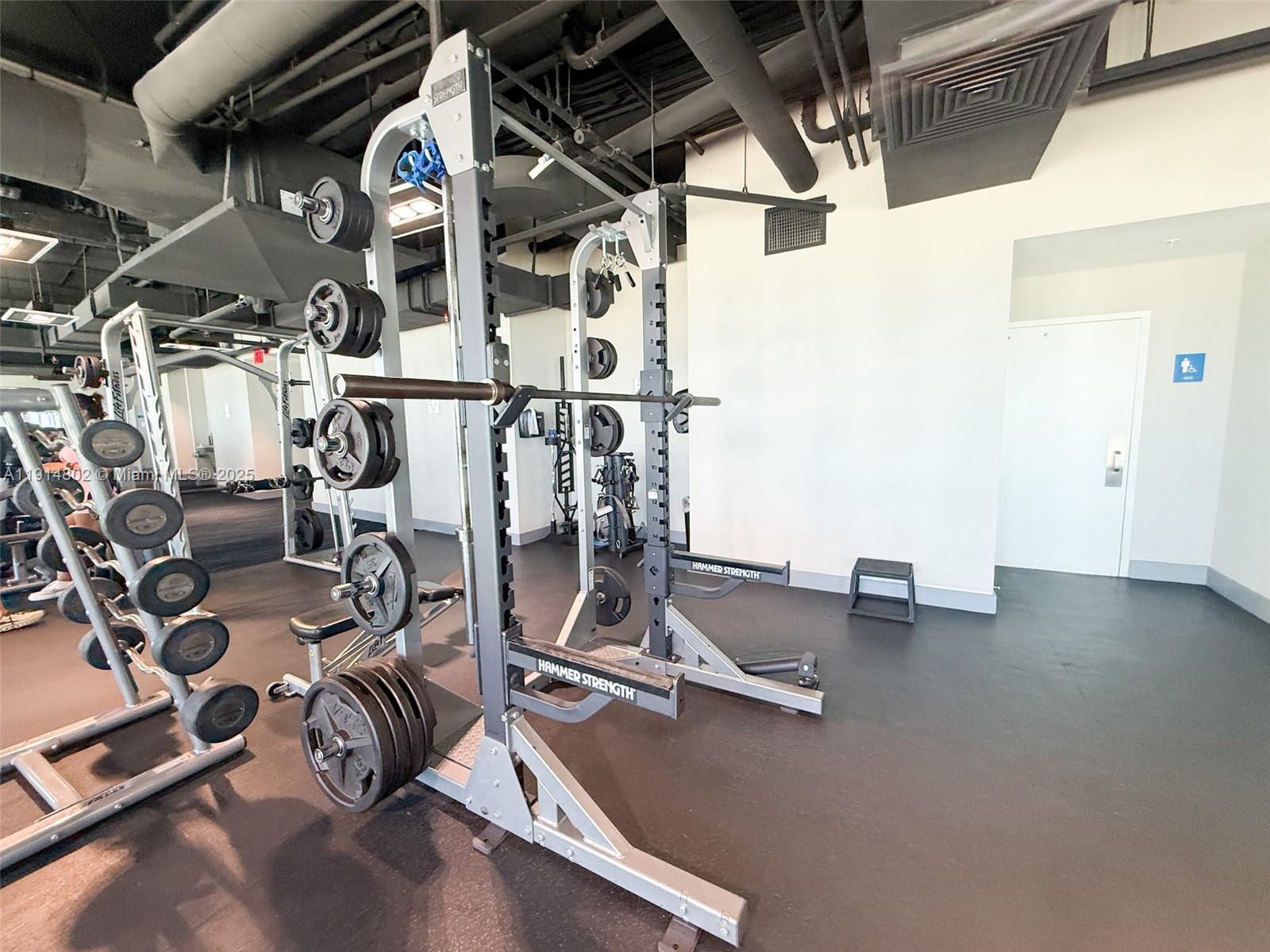 BLUE CONDO - Residential