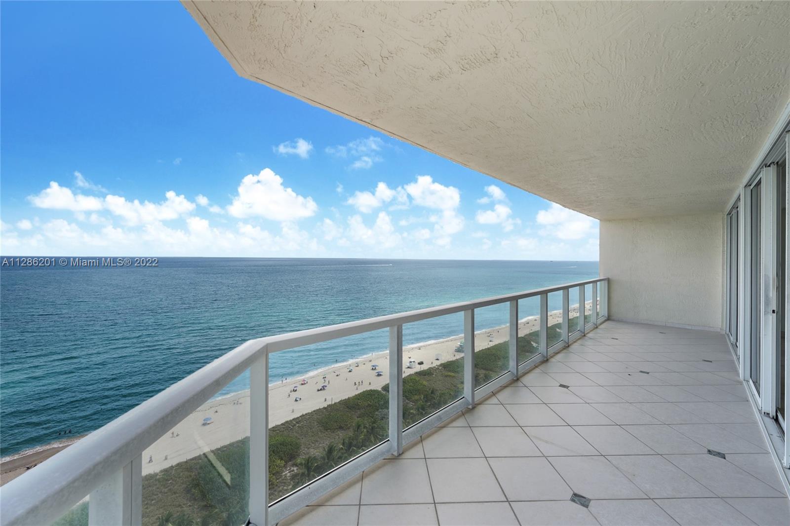 ST TROPEZ OCEAN CONDO - Residential