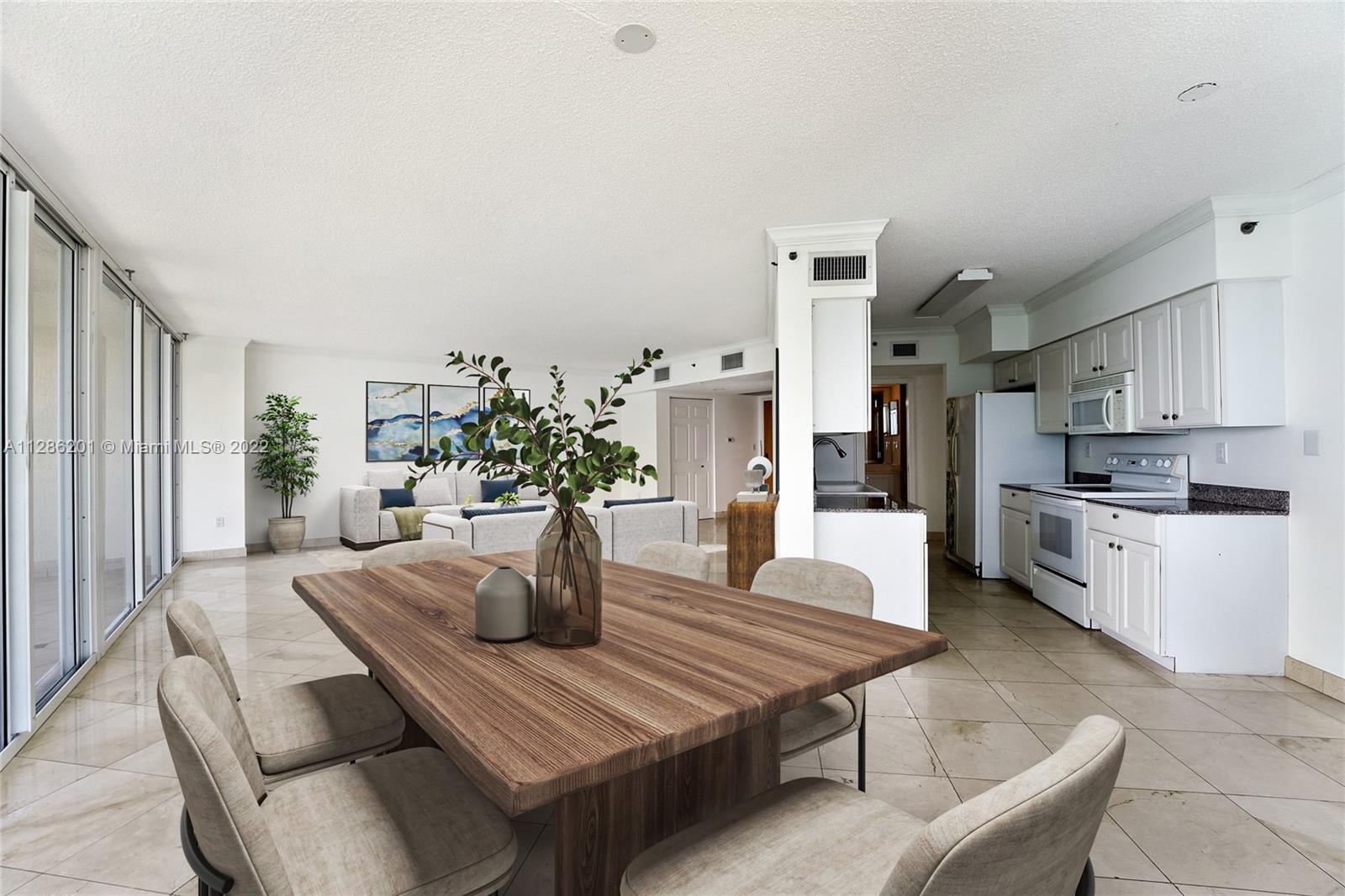 ST TROPEZ OCEAN CONDO - Residential