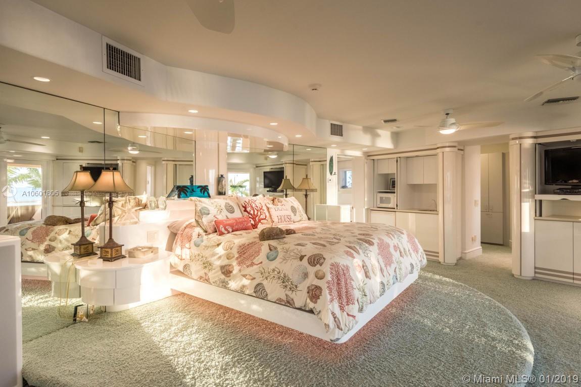 Cahill Pines & Palms - Residential