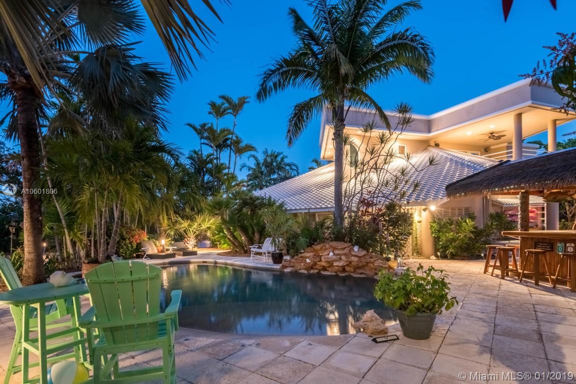 Cahill Pines & Palms - Residential