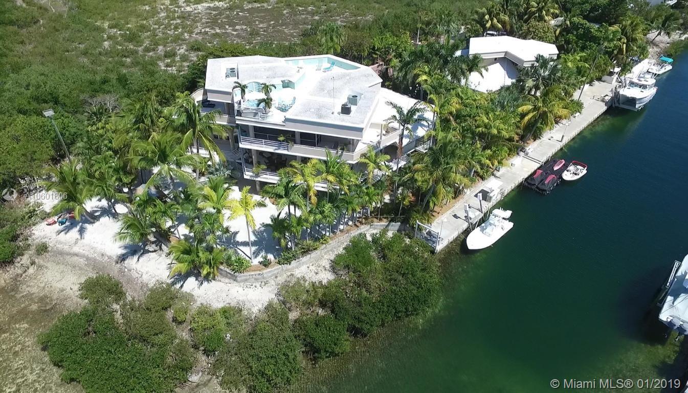 Cahill Pines & Palms - Residential