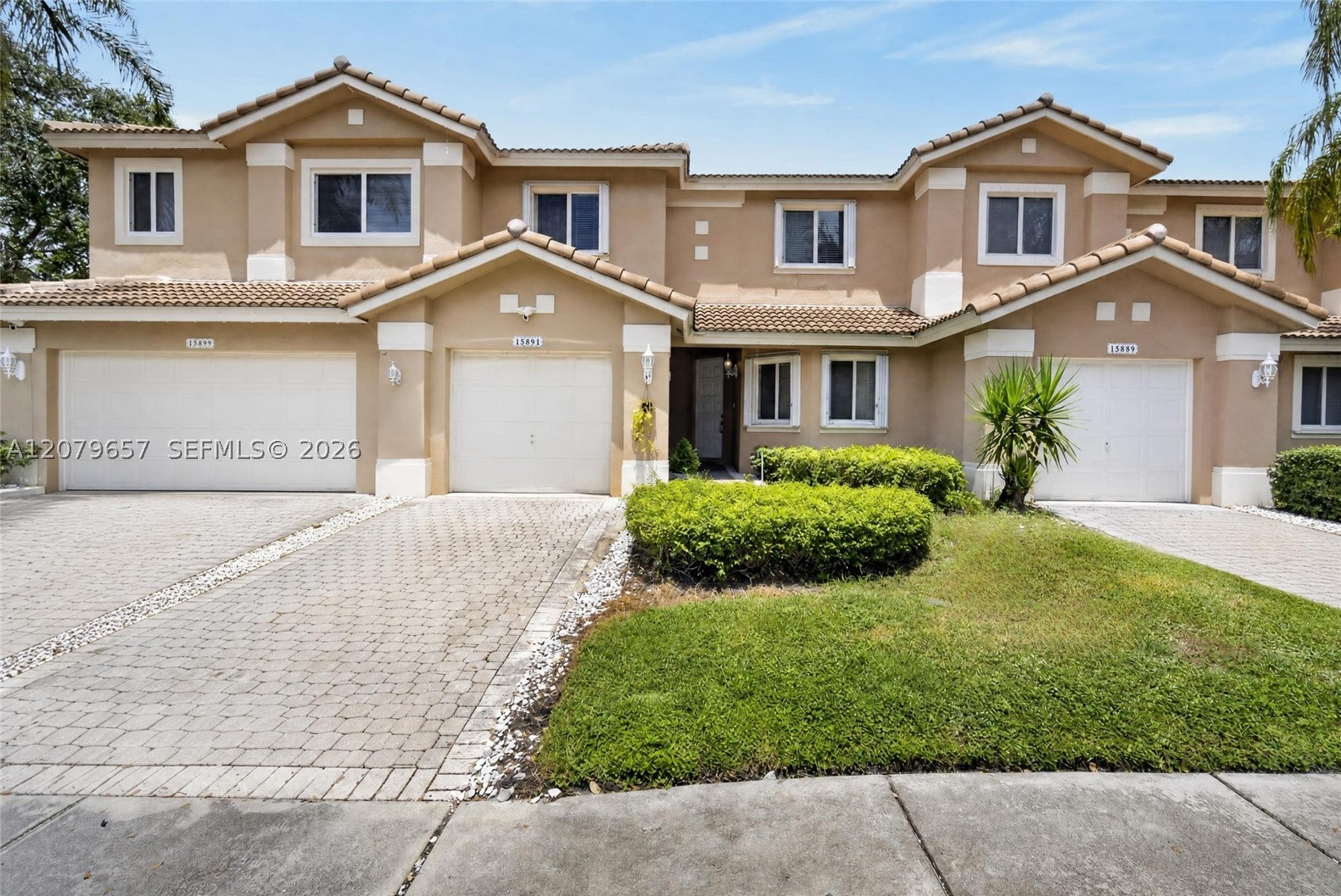 15891 SW 12th St, Pembroke Pines FL 33027