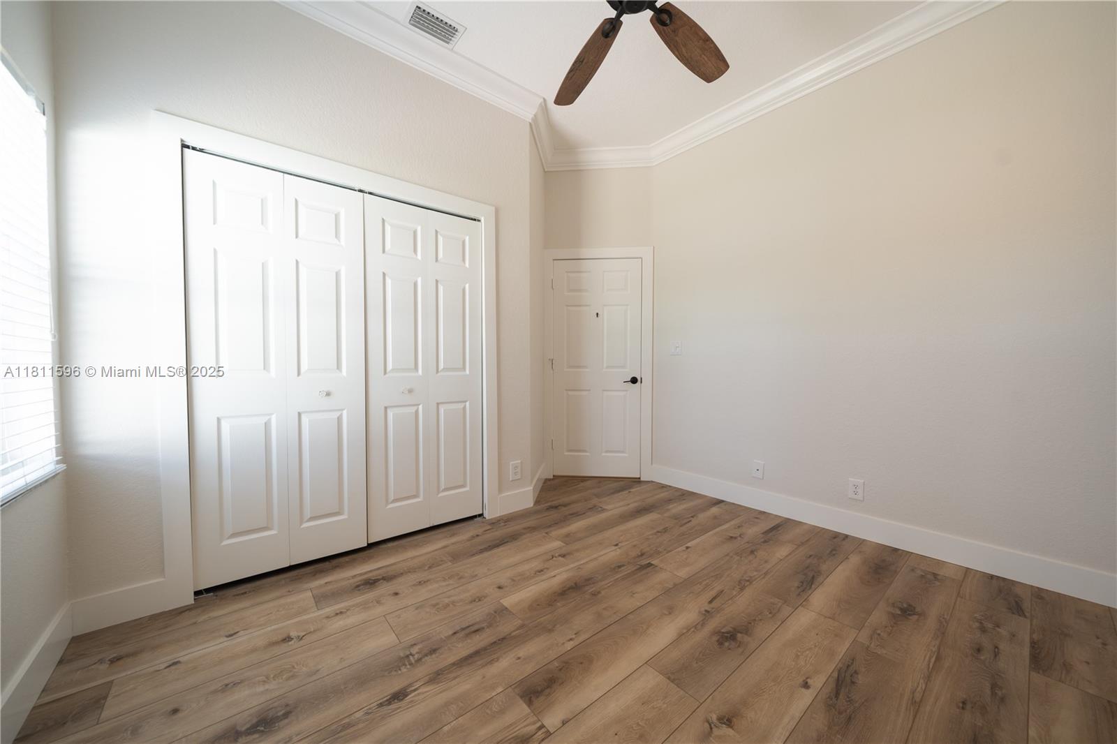 SAPPHIRE POINTE - DIAMOND - Residential
