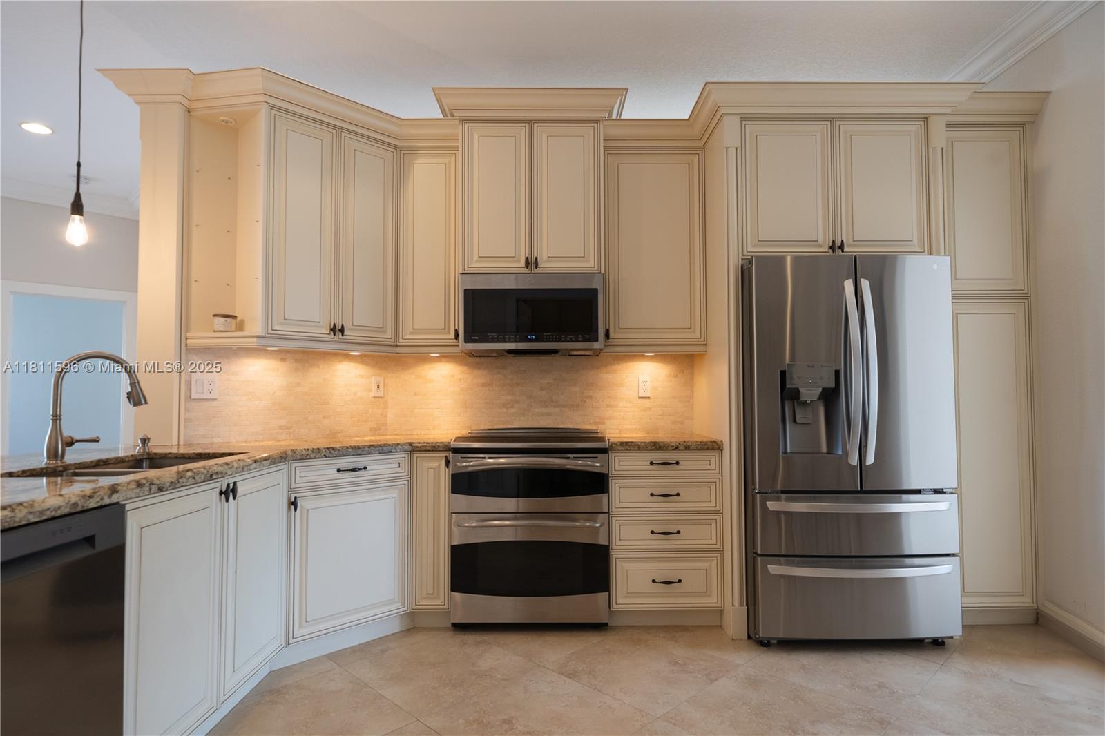 Property for Sale at 16404 Diamond Place, Weston, Broward County, Florida - Bedrooms: 4 
Bathrooms: 2  - $939,999