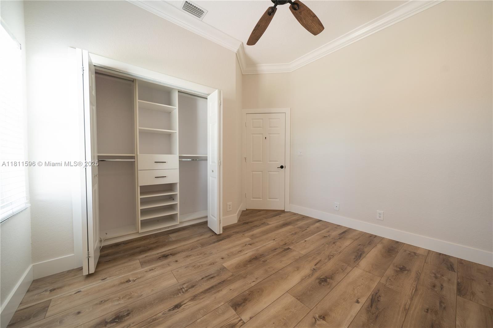 SAPPHIRE POINTE - DIAMOND - Residential
