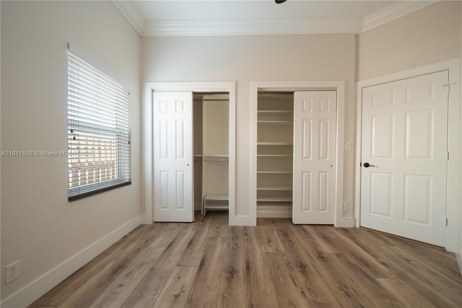SAPPHIRE POINTE - DIAMOND - Residential