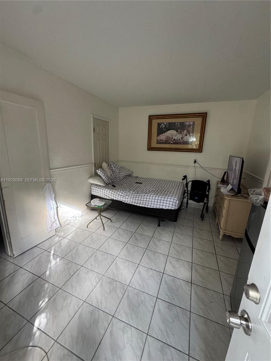 SUN-TAN VILLAGE SEC 2 - Residential