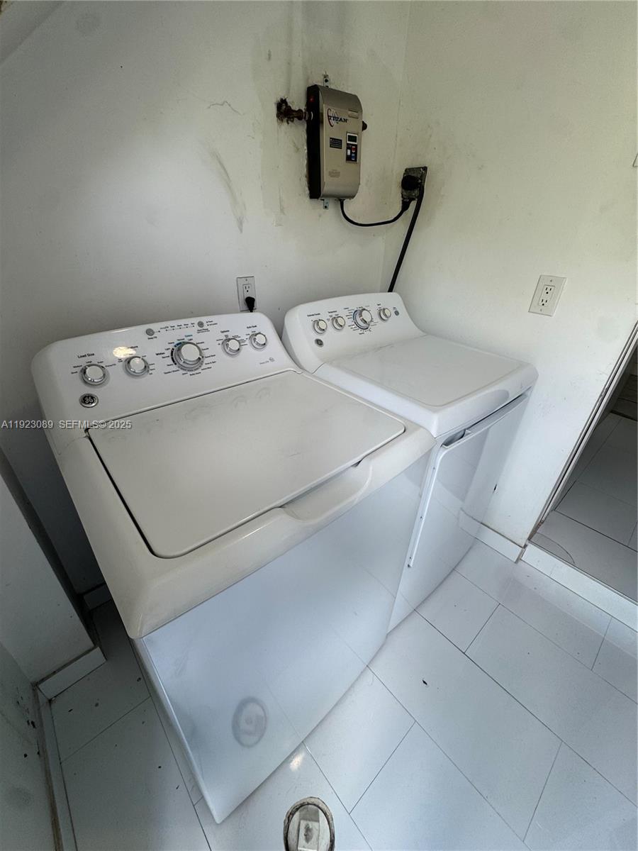 SUN-TAN VILLAGE SEC 2 - Residential