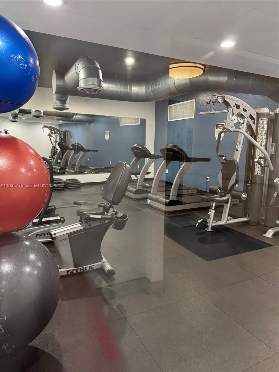 OCEAN VIEW TOWERS CONDO - Residential