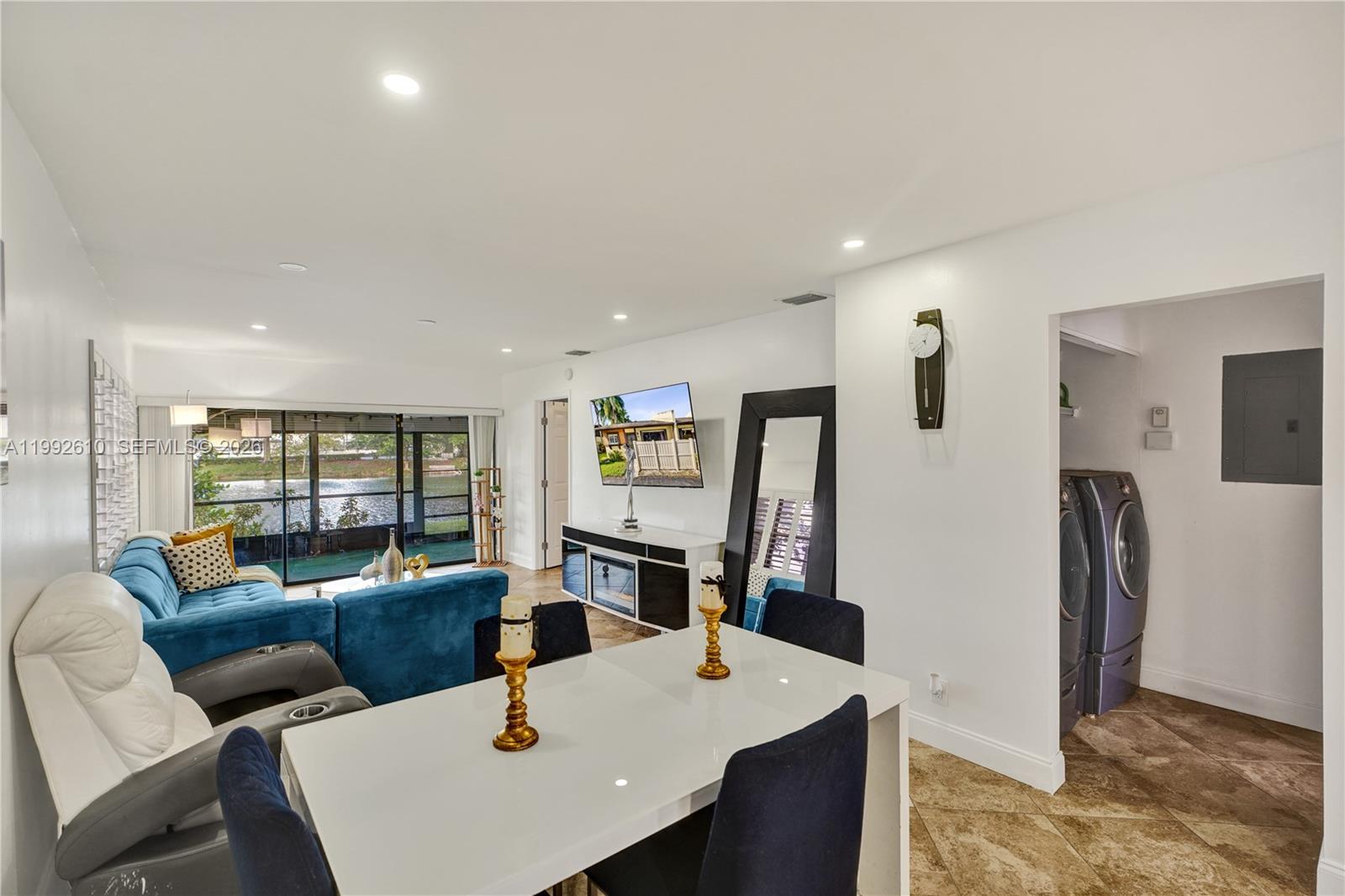 WOODLAKE ISLES - Residential