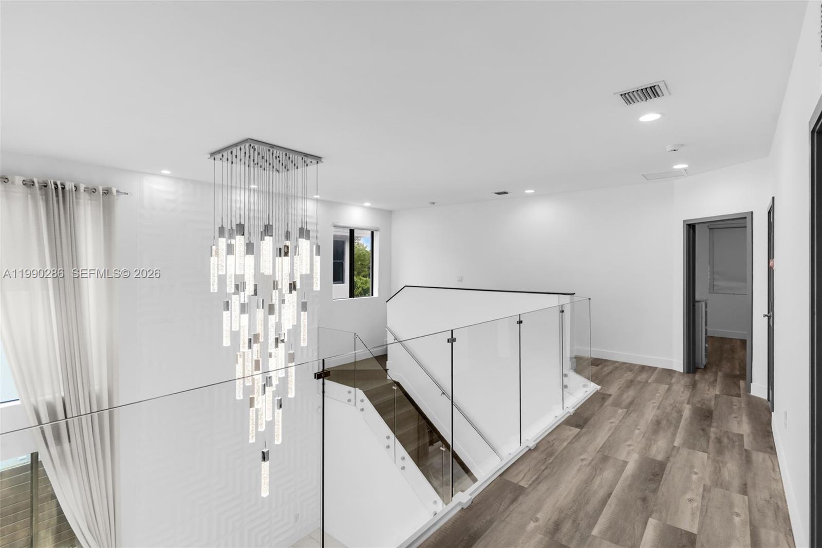 CRESTVIEW WEST - Residential