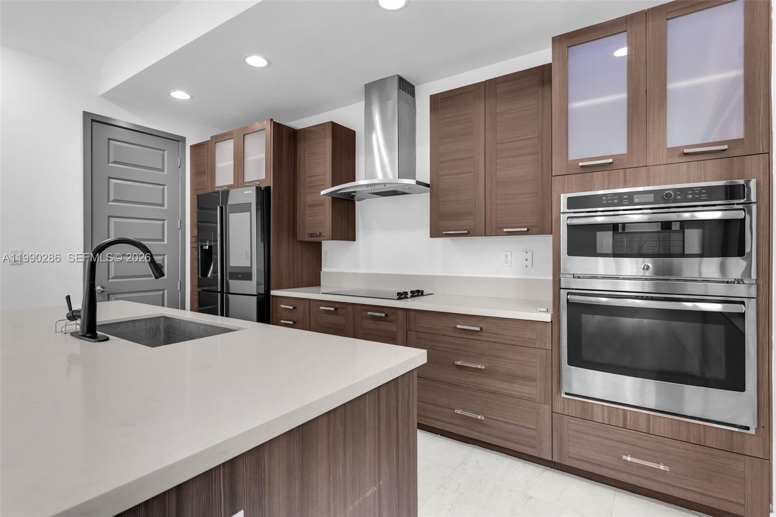 CRESTVIEW WEST - Residential