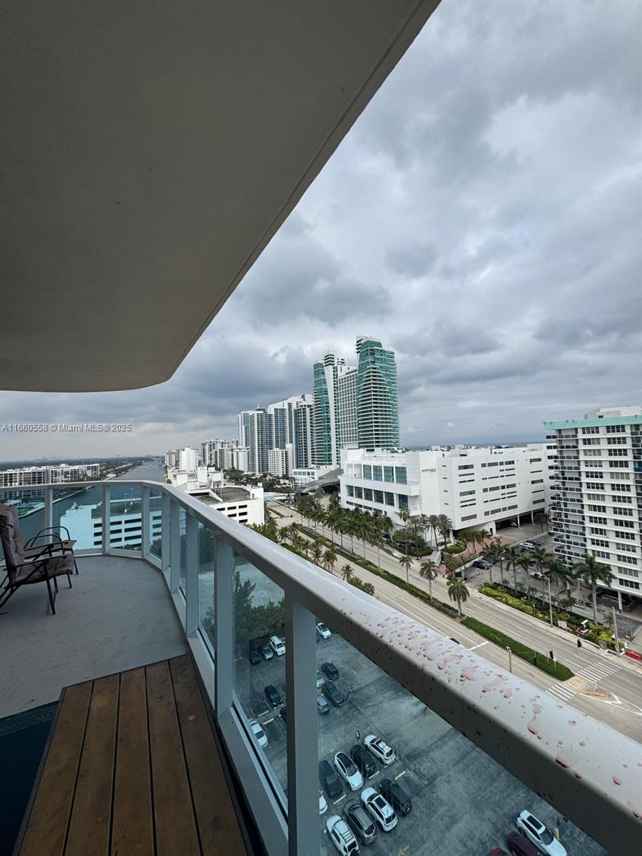 3800 S Ocean Dr 1620