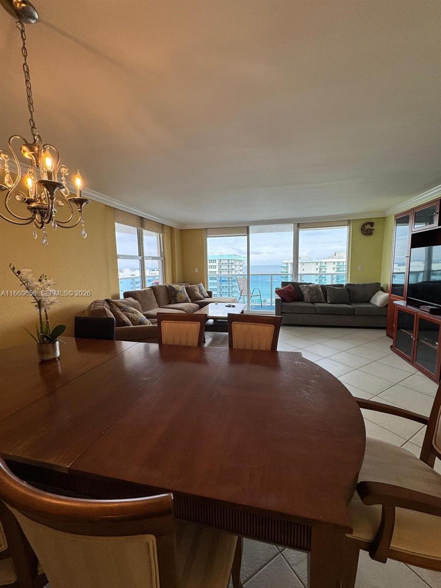 HALLMARK OF HOLLYWOOD CON - Residential