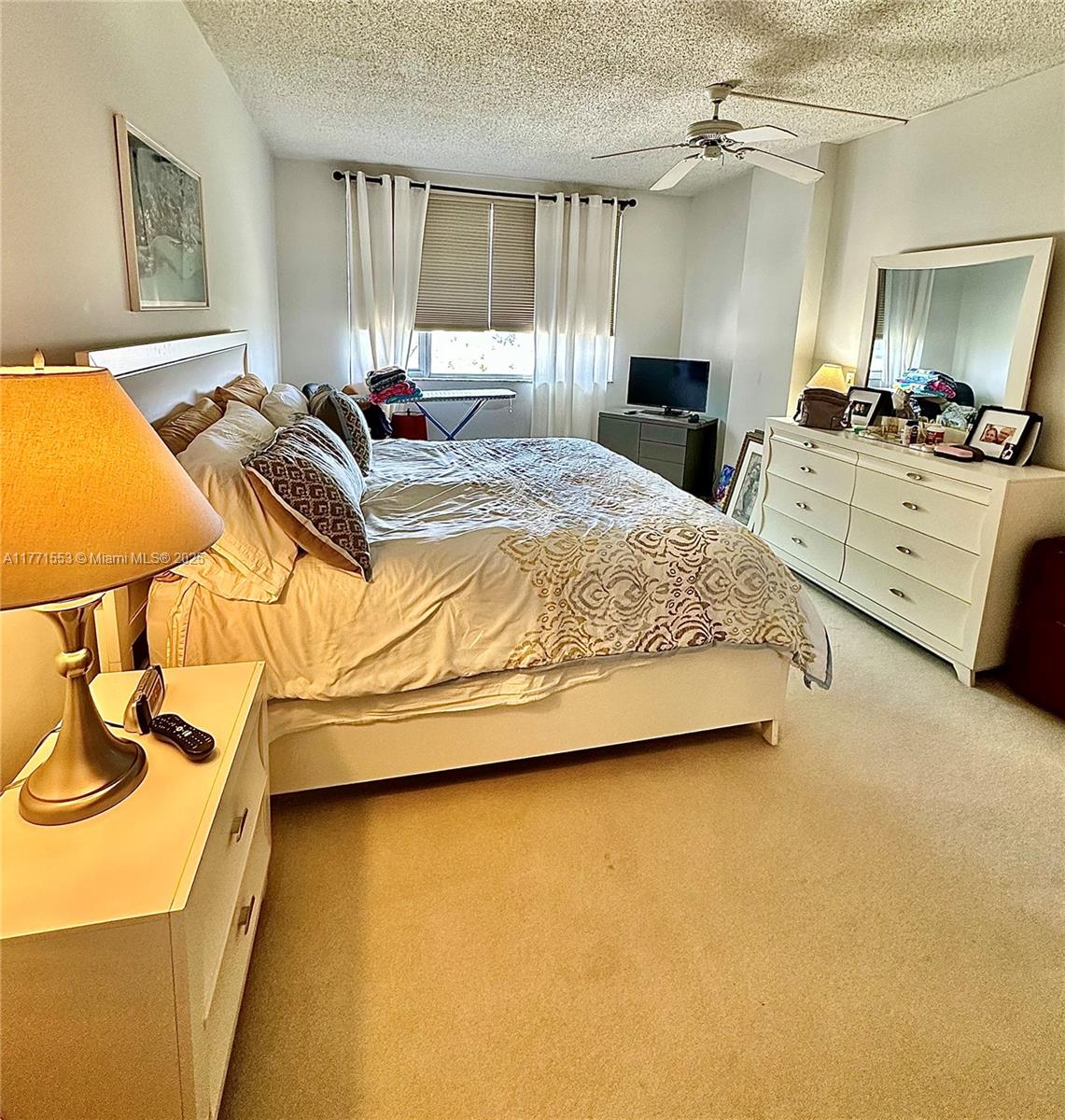 HILLCREST EAST NO 23 COND - Residential