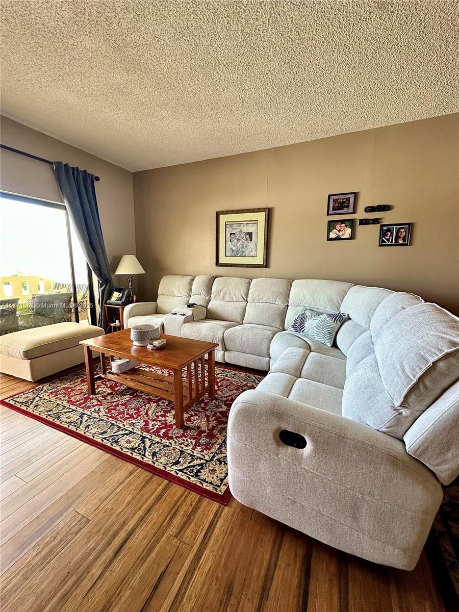 HILLCREST EAST NO 23 COND - Residential