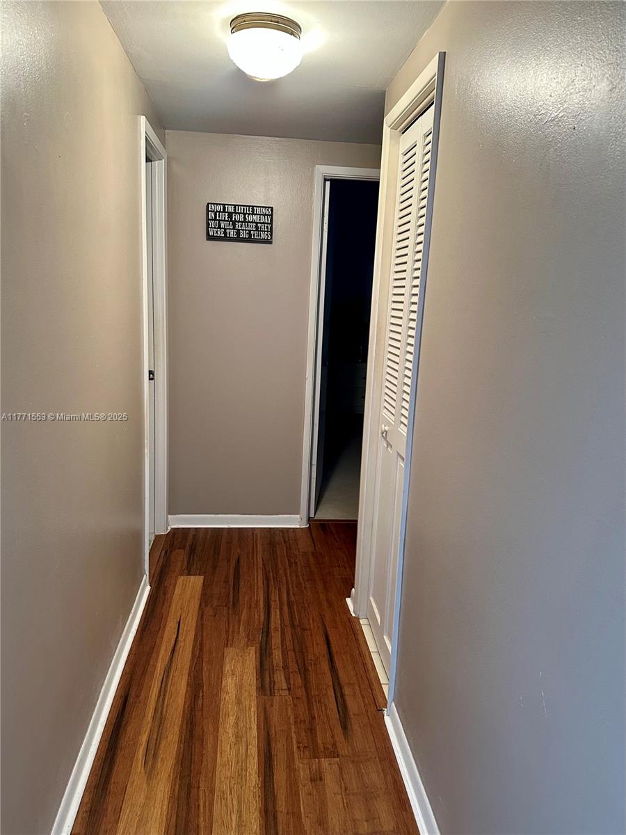 HILLCREST EAST NO 23 COND - Residential