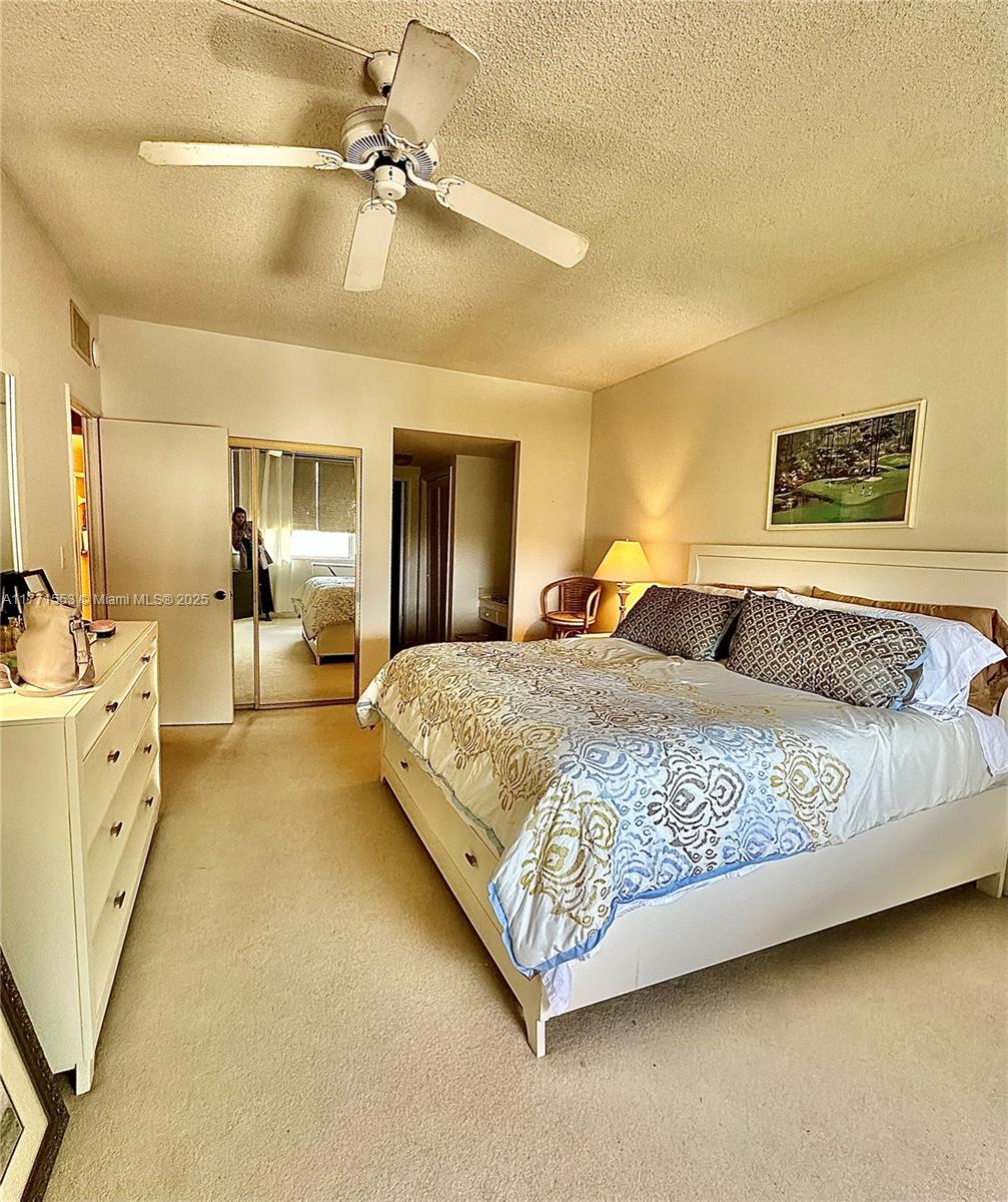 HILLCREST EAST NO 23 COND - Residential